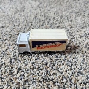 1981 Matchbox Volvo FedEx‎ Container Delivery Truck #20 Federal Express 1/90 D